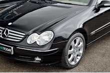 Mercedes-Benz CLK 320 Elegance Ultra Low Mileage + Full Service History - Thumb 14