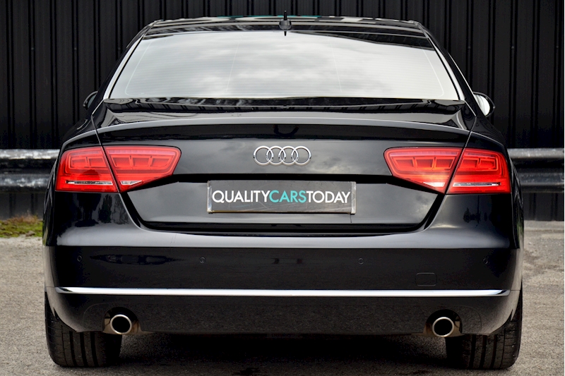 Audi A8 3.0 TDI Quattro Fully Documented History + Beautiful / Genuine Condition Image 4