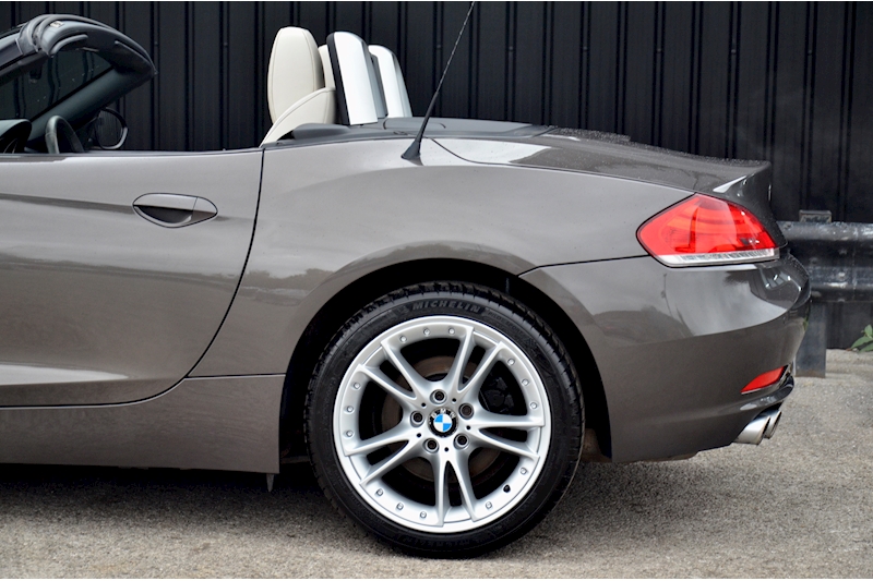 BMW Z4 2.5 23i Convertible 2dr Petrol Manual sDrive Euro 5 (204 ps) Image 30