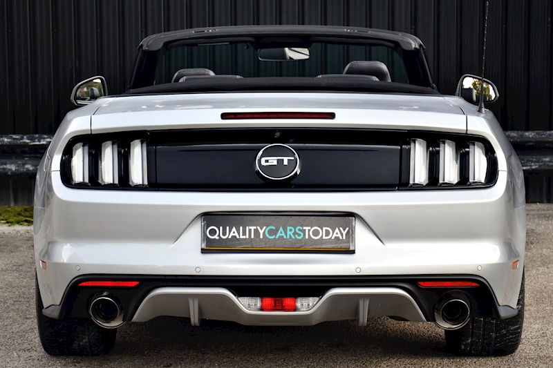 Ford Mustang GT Convertible 5.0 V8 Automatic + Custom Pack + Roush Exhaust + Exceptional Image 4