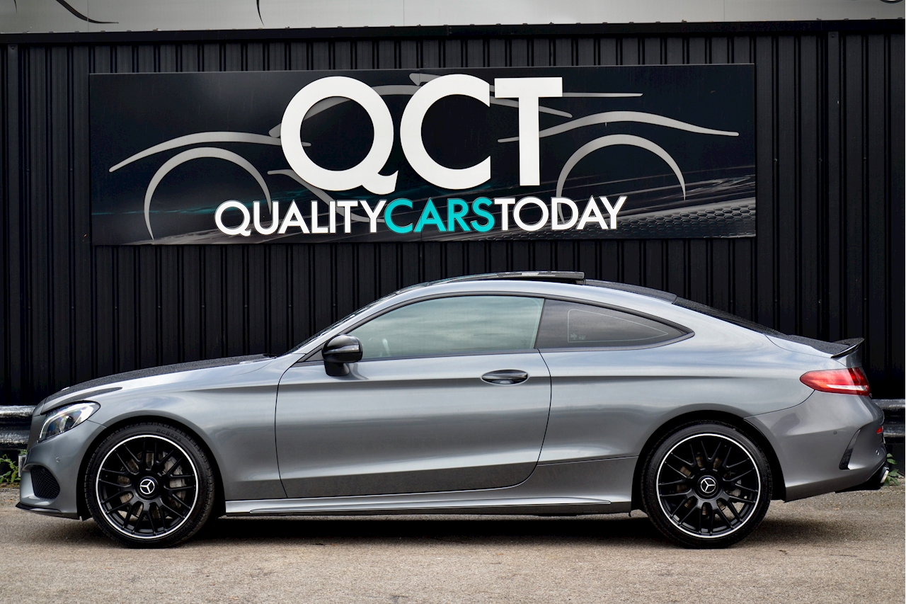 Gloss Black Mercedes-Benz C250d Rear Boot Badge - New Style OEM Replacement