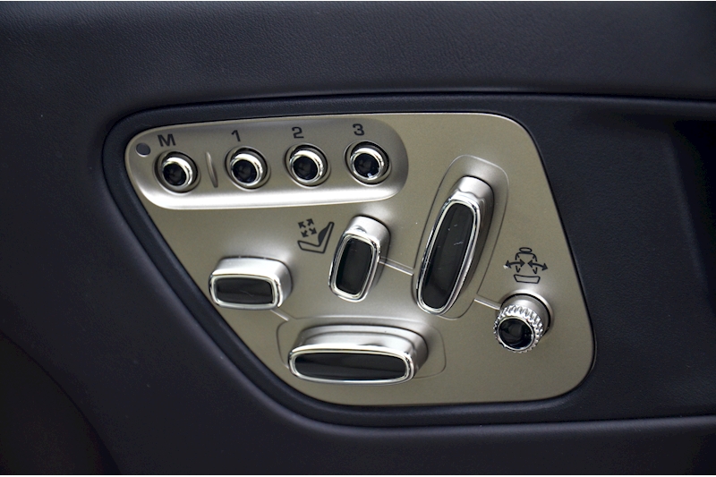Jaguar XK 5.0 V8 Portfolio Coupe 2dr Petrol Auto Euro 5 (385 ps) Image 21