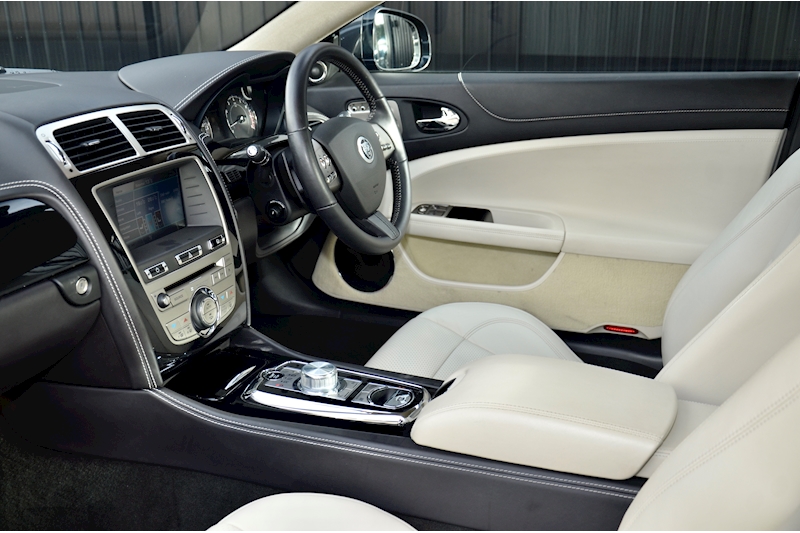 Jaguar XK 5.0 V8 Portfolio Coupe 2dr Petrol Auto Euro 5 (385 ps) Image 8