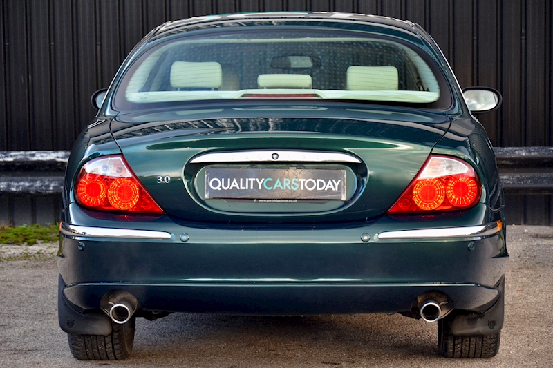 Jaguar S-Type 3.0 V6 SE Plus Saloon 4dr Petrol Automatic (259 g/km, 240 bhp) Image 4