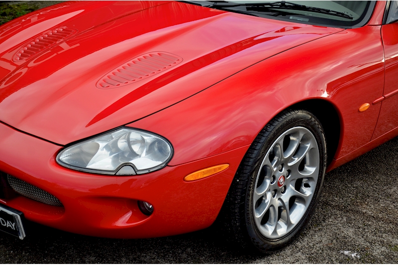 Jaguar XKR Fully Documented History + New Chains / Tensioners 2022 Image 29