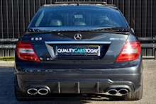 Mercedes-Benz C63 AMG Performance Pack Plus 2 Former Keepers + FSH + AMG Performance Pack Plus - Thumb 4