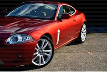 Jaguar XKR 16 Service Stamps + Rare Specification - Thumb 9