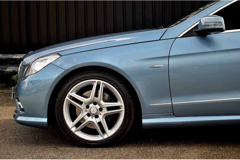 Mercedes-Benz E350 CDI Sport Convertible AirScarf + Reverse Camera + Just Serviced by MB Image 26