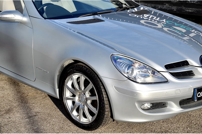 Mercedes-Benz SLK 200 Kompressor Just 24k Miles + Outstanding Condition Image 31