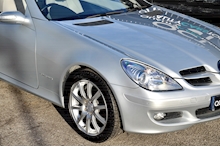 Mercedes-Benz SLK 200 Kompressor Just 24k Miles + Outstanding Condition - Thumb 31