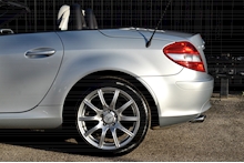 Mercedes-Benz SLK 200 Kompressor Just 24k Miles + Outstanding Condition - Thumb 36