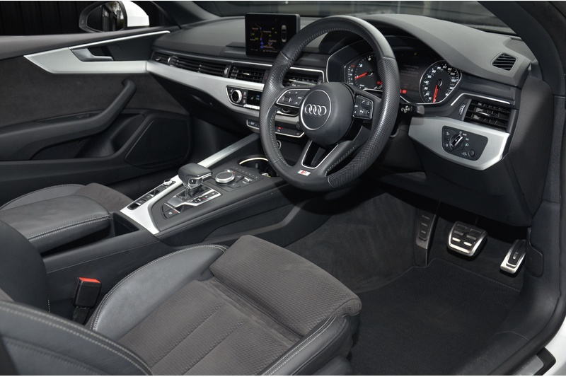 Audi A5 2.0 TDI S-Line Cabriolet Just 23,550 miles + Sat Nav + Heated Seats Image 6