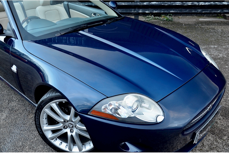 Jaguar XK Convertible Soft Grain Leather Upgrade + Adaptive Cruise + Heated Wheel Image 26