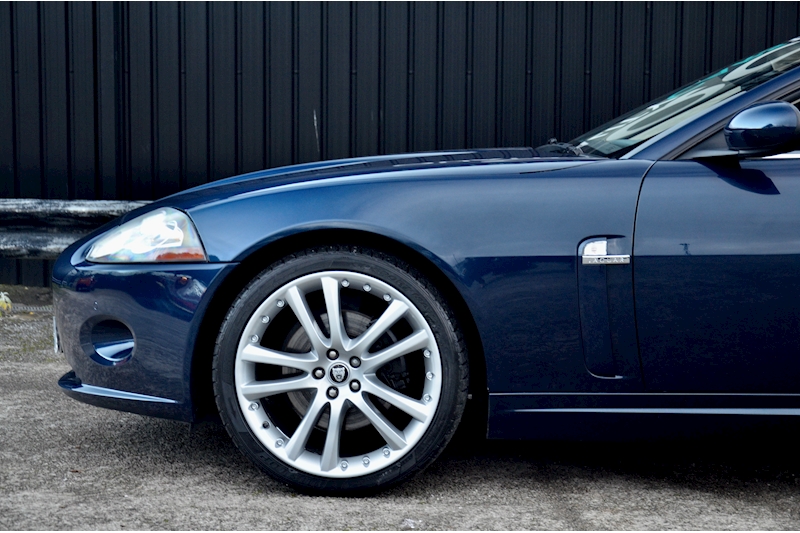 Jaguar XK Convertible Soft Grain Leather Upgrade + Adaptive Cruise + Heated Wheel Image 29