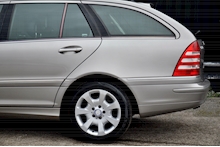 Mercedes-Benz C200 CDI Elegance SE Estate 1 Former Keeper + Leather + COMAND + Just Serviced by MB - Thumb 21