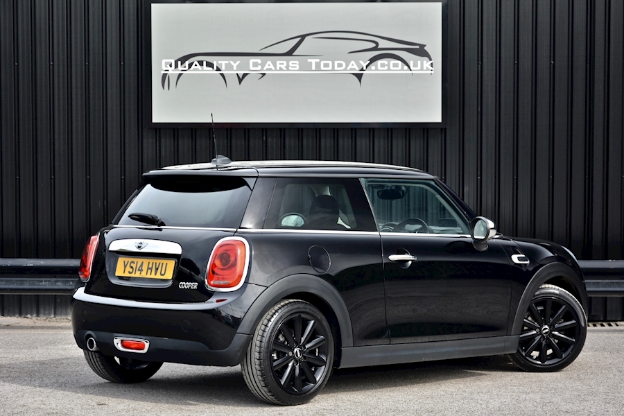 Mini Mini Mini Cooper 1.5 3dr Hatchback Manual Petrol Image 8