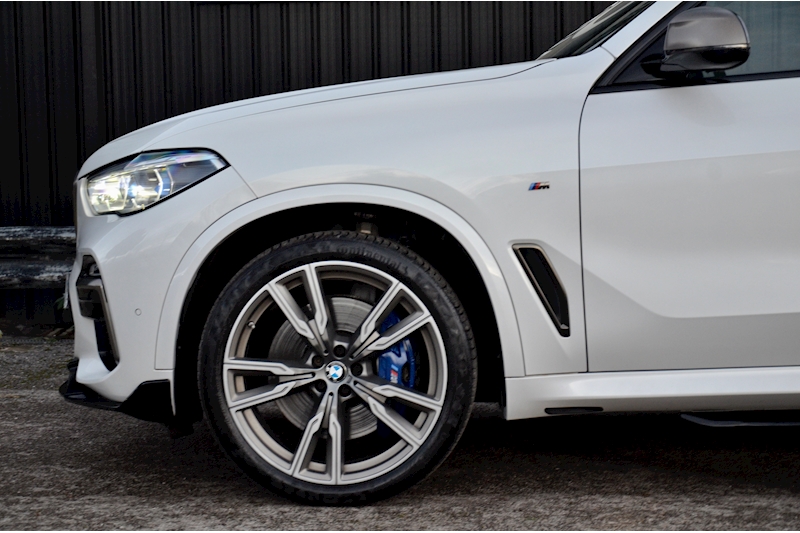 BMW X5 M50d Huge Spec + BMW Individual Interior + Laser Lights + Driving Assistant Pack Image 32