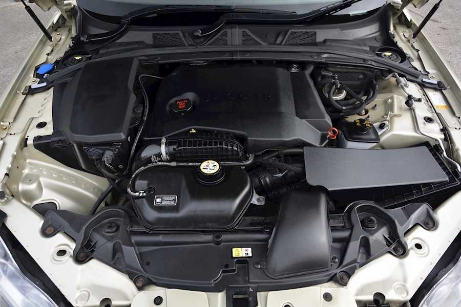 Jaguar Xf Xf V6 Luxury 2.7 4dr Saloon Automatic Diesel Image 35
