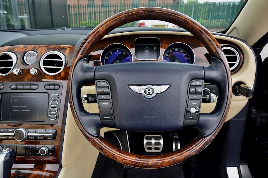 Bentley Continental GTC 6.0 W12 1 Gentleman Owner from New Image 35