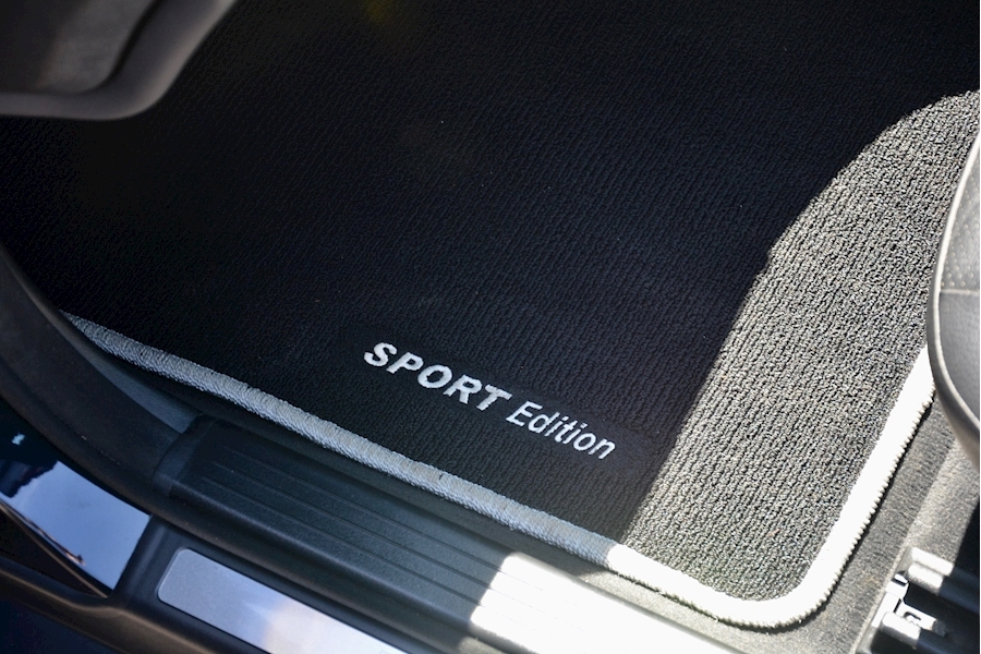 Mercedes C Class C Class C180k Sport Edition 1.8 4dr Saloon Automatic Petrol Image 6