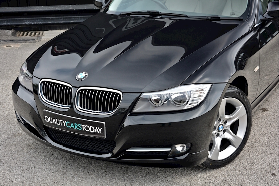 BMW 318i Exclusive Edition Full Service History Image 33