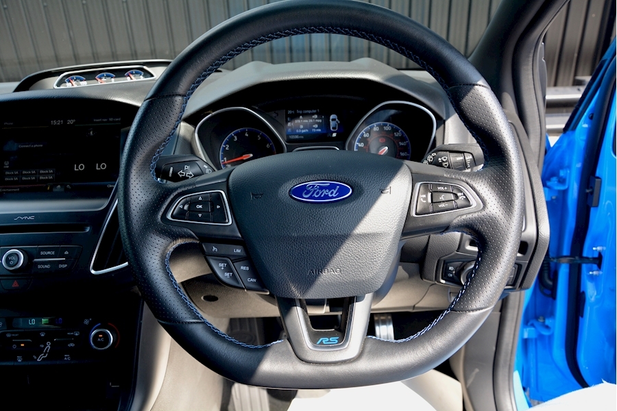 Ford Focus Focus Rs 2.3 5dr Hatchback Manual Petrol Image 14