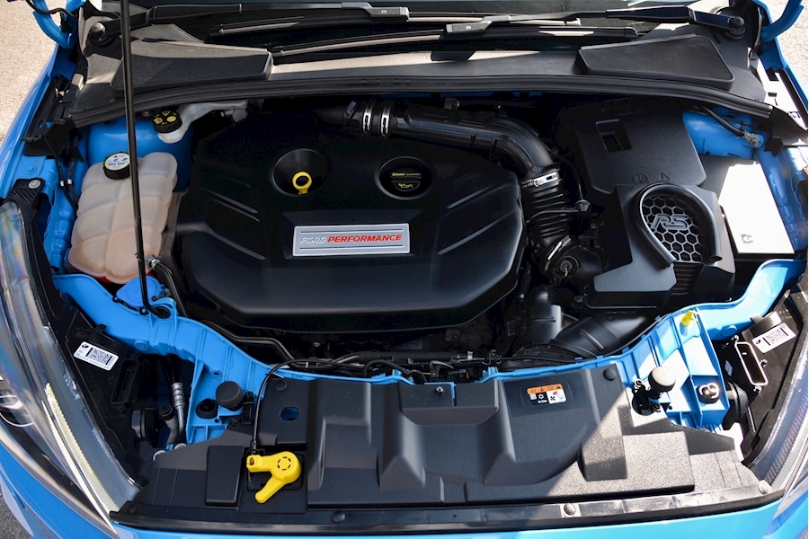Ford Focus Focus Rs 2.3 5dr Hatchback Manual Petrol Image 21