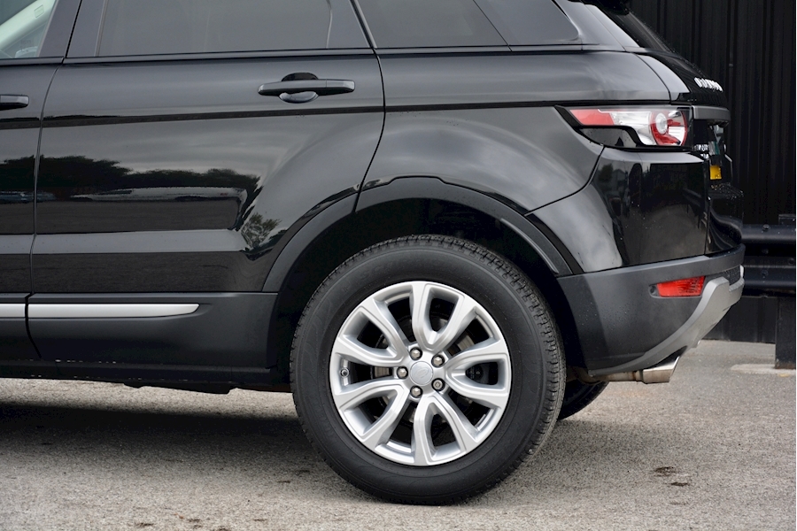 Land Rover Range Rover Evoque 2.2 Sd4 Pure Tech 9 Speed Automatic + 1 Lady Owner + Full LR History Image 18