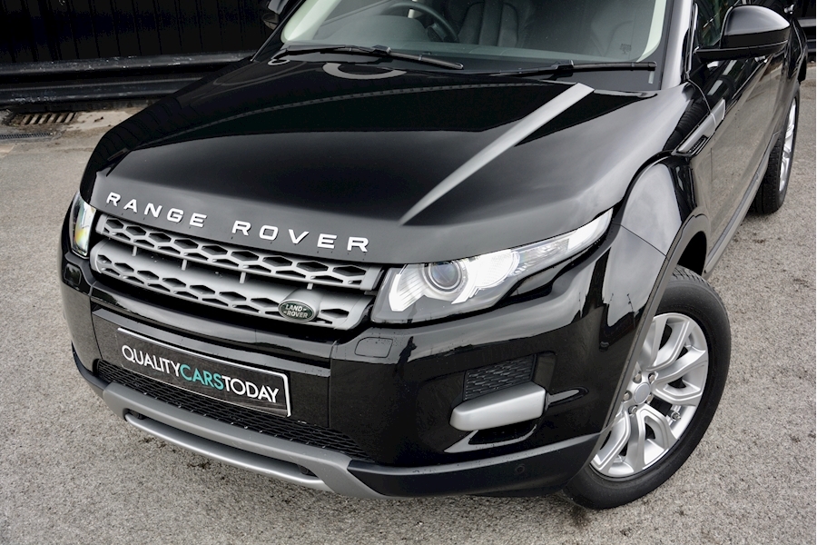 Land Rover Range Rover Evoque 2.2 Sd4 Pure Tech 9 Speed Automatic + 1 Lady Owner + Full LR History Image 9