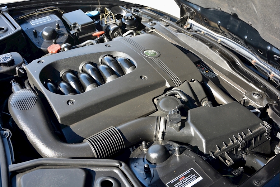 Jaguar/Daimler Xk8 4.2 V8 Coupe Image 14