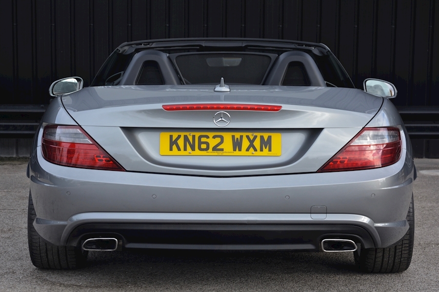 Mercedes Slk Slk Slk350 Blueefficiency Amg Sport Convertible 3.5 Automatic Petrol Image 4