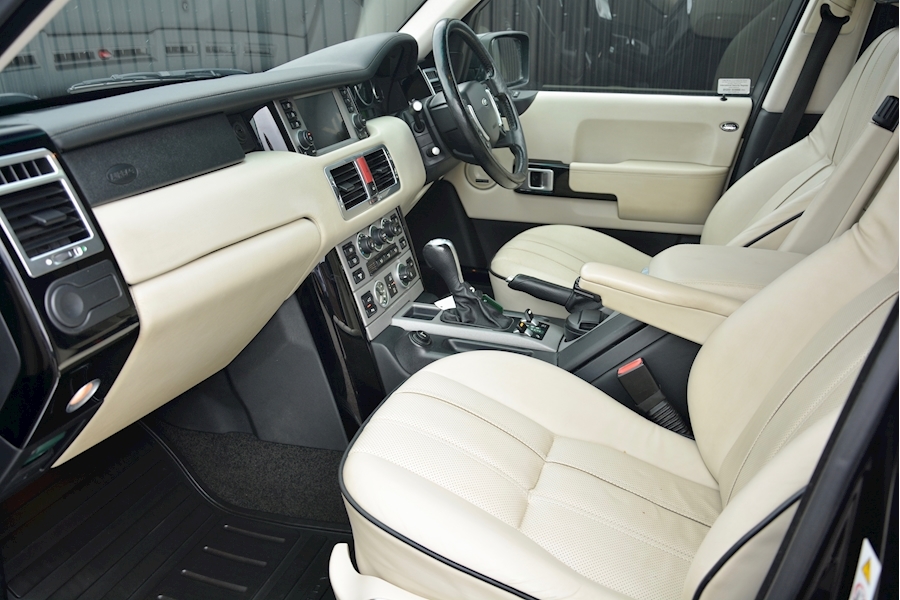 Land Rover Range Rover Range Rover V8 Supercharged 4.2 5dr Estate Automatic Petrol Image 2