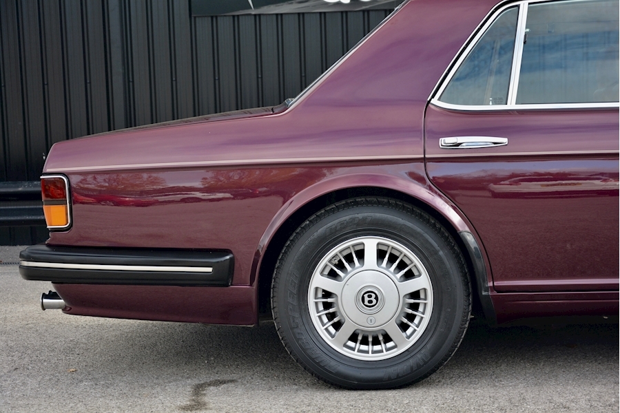 Bentley Turbo R Image 24