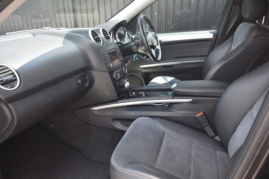 Mercedes ML 350 CDI Sport *21 inch AMG Wheels + Heated Seats* Image 6