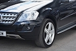 Mercedes ML 350 CDI Sport *21 inch AMG Wheels + Heated Seats* - Thumb 14