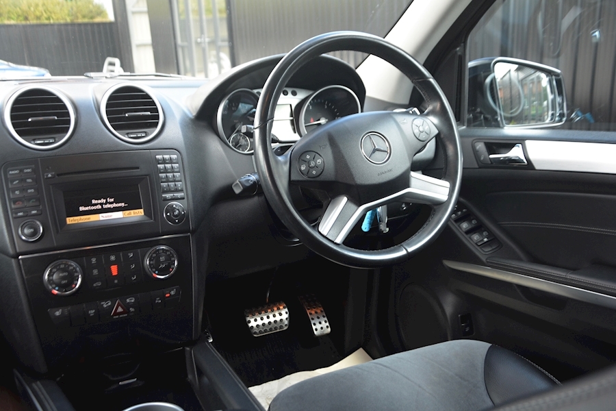 Mercedes ML 350 CDI Sport *21 inch AMG Wheels + Heated Seats* Image 24
