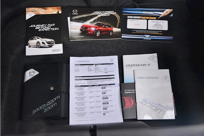 Mazda Mx-5 1.8 Kuro Edition Mx-5 1.8 Kuro Edition I Kuro Edition 1.8 2dr Convertible Manual Petrol Image 36