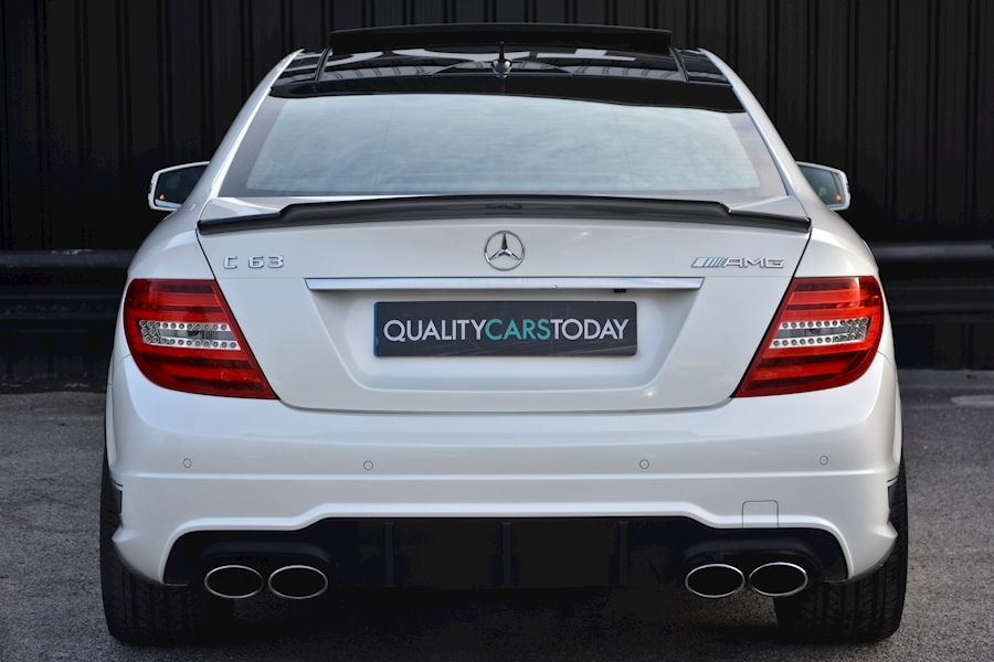 Mercedes-Benz C Class C63 6.2 V8 AMG Coupe Automatic Image 4