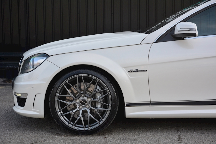 Mercedes-Benz C Class C63 6.2 V8 AMG Coupe Automatic Image 18