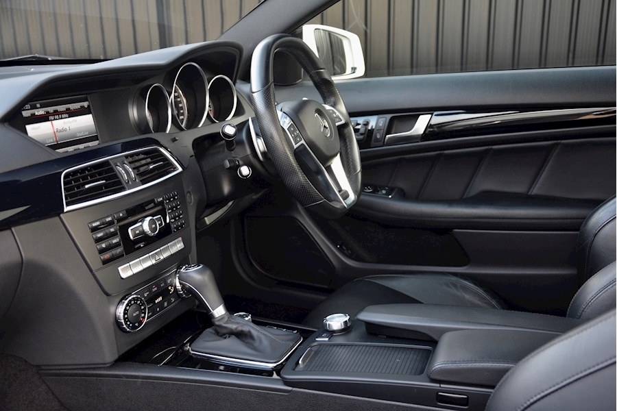 Mercedes-Benz C Class C63 6.2 V8 AMG Coupe Automatic Image 43