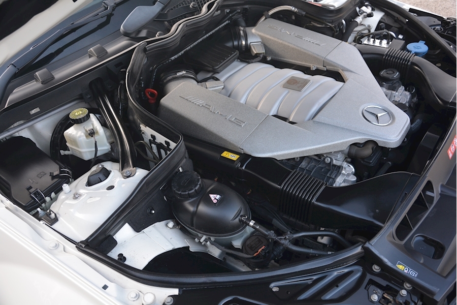 Mercedes-Benz C Class C63 6.2 V8 AMG Coupe Automatic Image 49