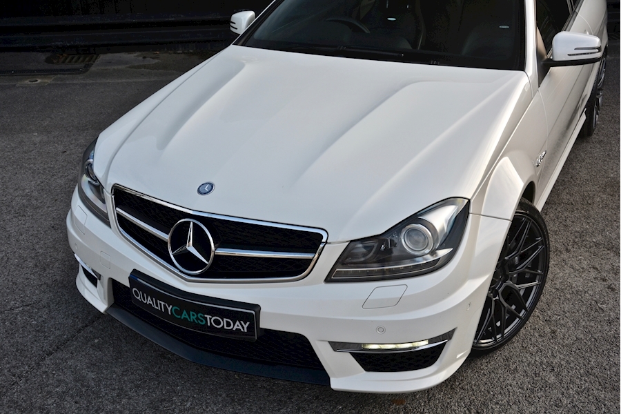 Mercedes-Benz C Class C63 6.2 V8 AMG Coupe Automatic Image 12