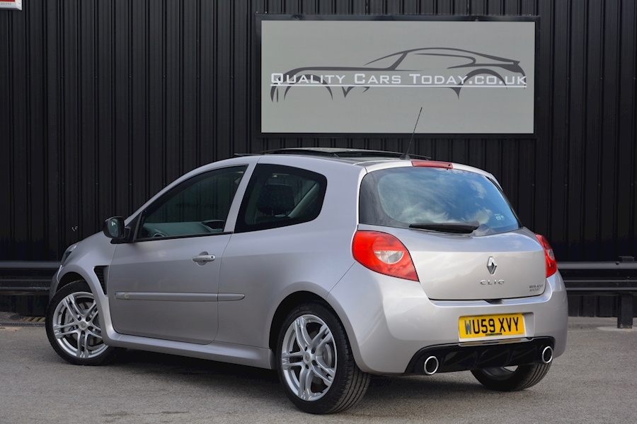 Renault Clio Clio Renaultsport Hatchback 2.0 Manual Petrol Image 22