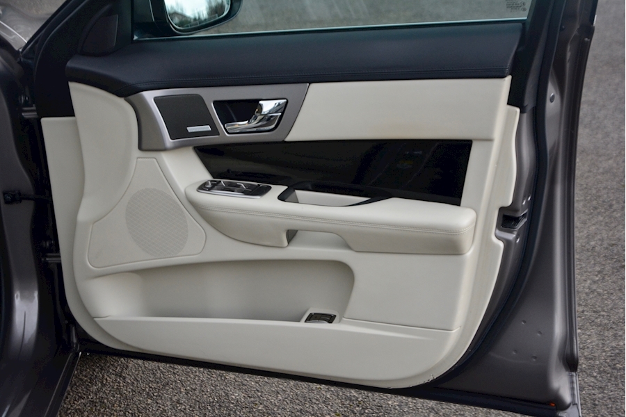 Jaguar Xf Xf V6 S Premium Luxury 3.0 4dr Saloon Automatic Diesel Image 29