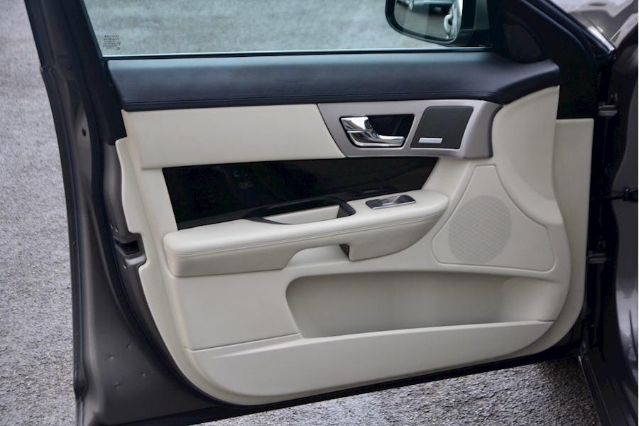 Jaguar Xf Xf V6 S Premium Luxury 3.0 4dr Saloon Automatic Diesel Image 28