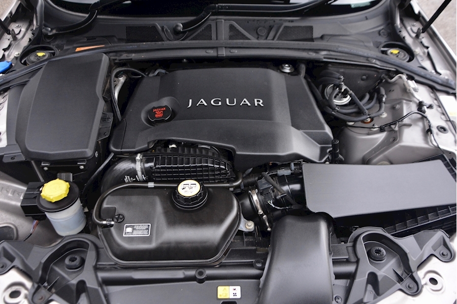 Jaguar Xf Xf V6 S Premium Luxury 3.0 4dr Saloon Automatic Diesel Image 44