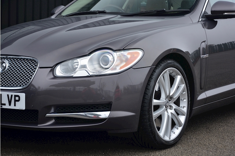 Jaguar Xf 3.0 V6 S Premium Luxury 3.0 V6 S Diesel Premium Luxury Image 16