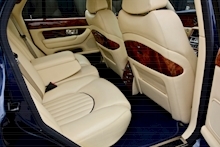 Bentley Arnage 4.4 V8 Arnage 4.4 V8 V8 4.4 4dr Saloon Automatic Petrol - Thumb 22