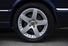 Bentley Arnage 4.4 V8 Arnage 4.4 V8 V8 4.4 4dr Saloon Automatic Petrol - Thumb 33