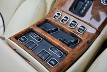 Bentley Arnage 4.4 V8 Arnage 4.4 V8 V8 4.4 4dr Saloon Automatic Petrol - Thumb 43